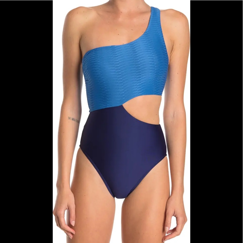 NWT Splendid Color Block Asymmetrical Swimsuit